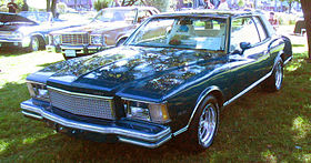 '78 Chevrolet Monte Carlo (Auto classique Salaberry-De-Valleyfield '11).JPG